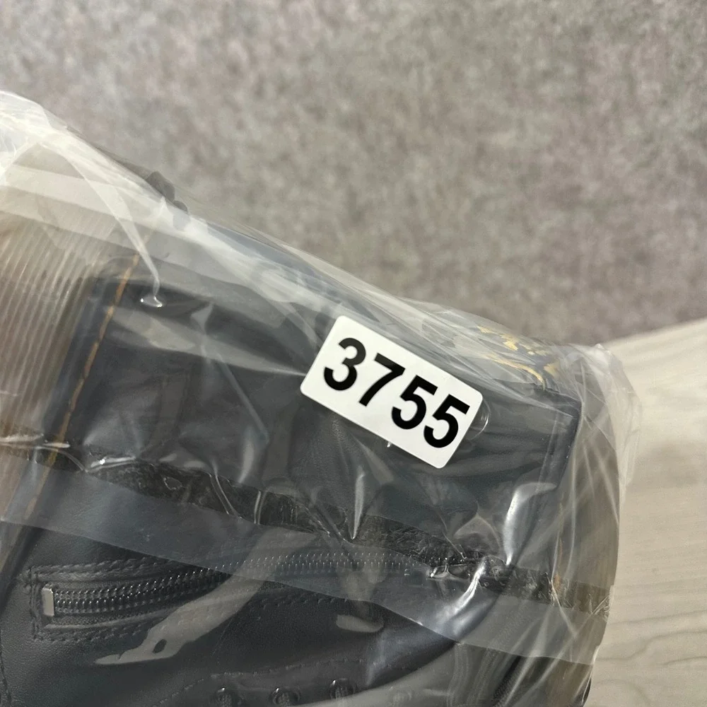 Dr. Martens please see